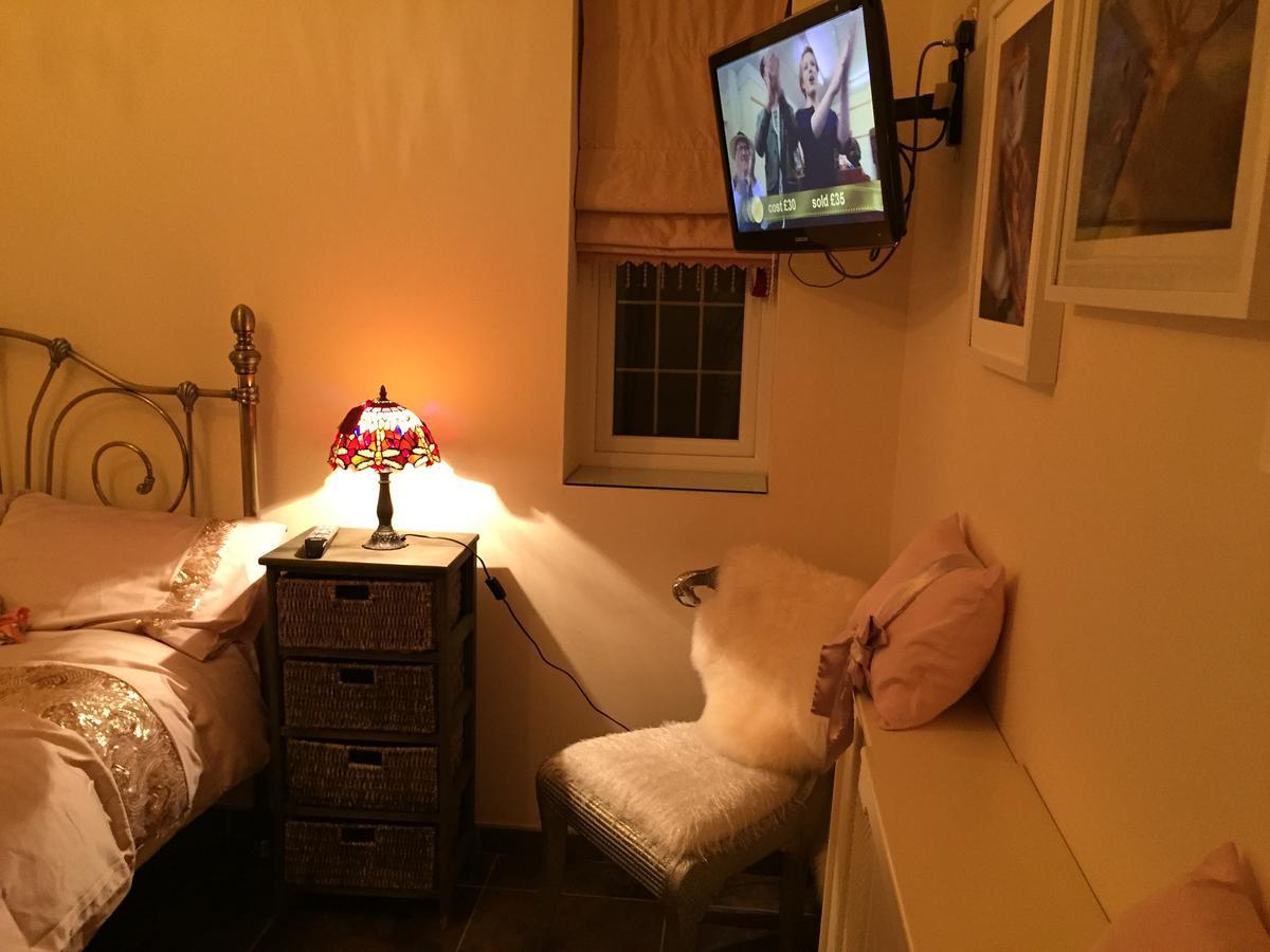 Retreat At The Knowe Auchincruive Estate Bed & Breakfast Ayr Eksteriør bilde